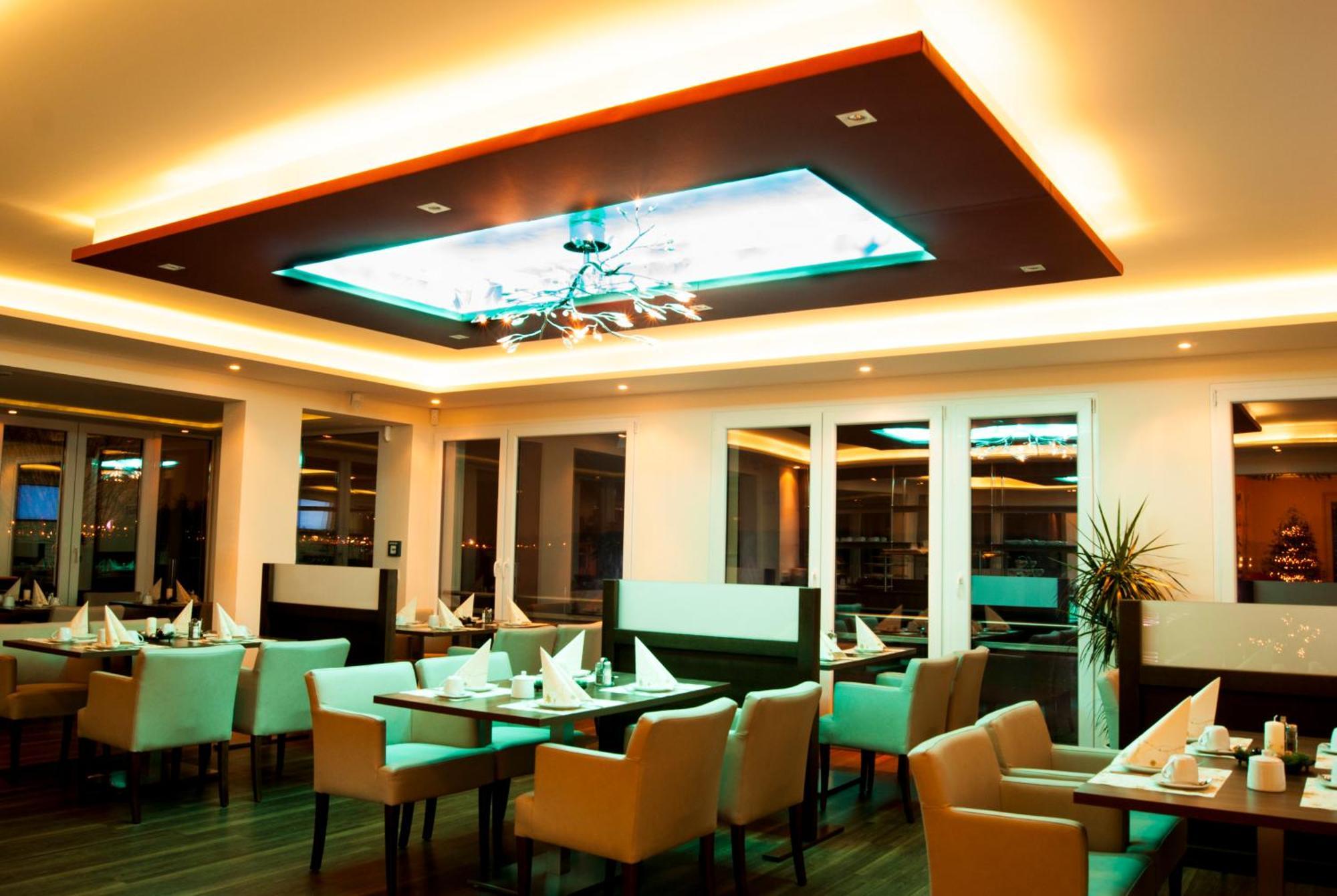 Hotel Warnow Rostock Dış mekan fotoğraf