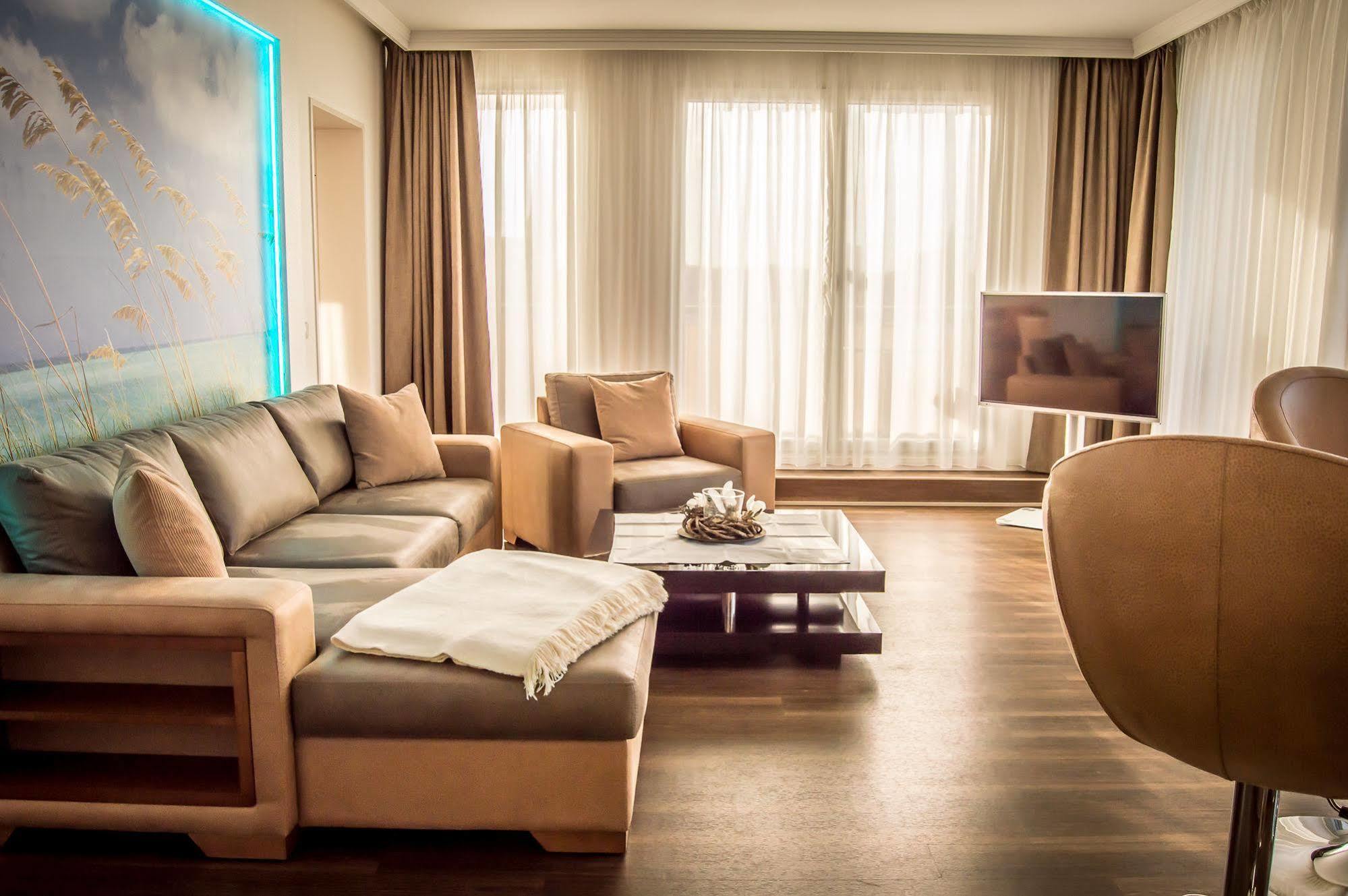 Hotel Warnow Rostock Dış mekan fotoğraf